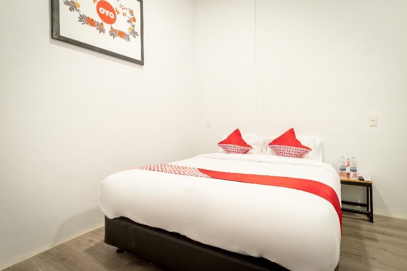 Oyo 835 Metropolitan Home Stay Medan Exterior foto